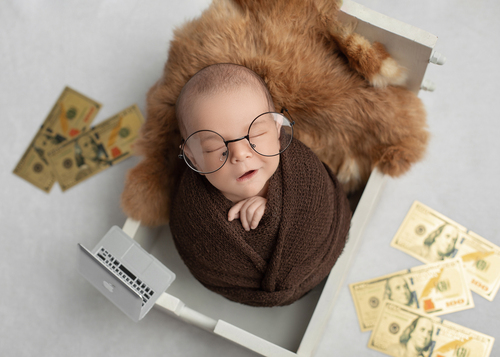 Ньюборн позировка